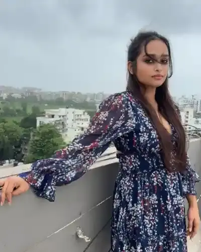 Mahoor Escorts